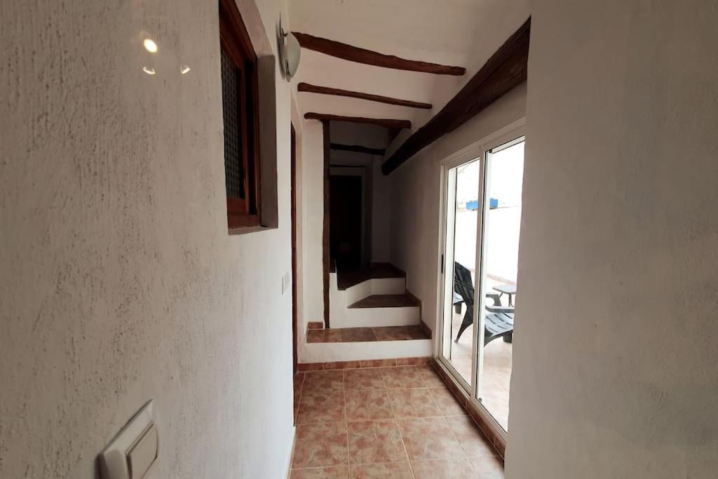 Casa Arriba Village House In Zarra Exterior photo